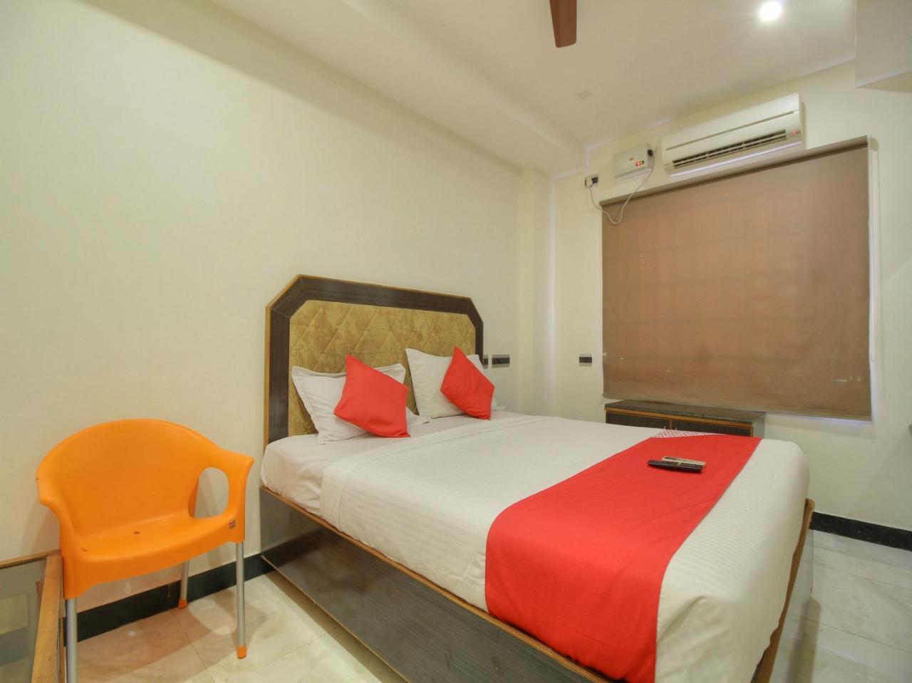 Oyo 15948 Hotel Srees Tiruchirappalli Exterior photo