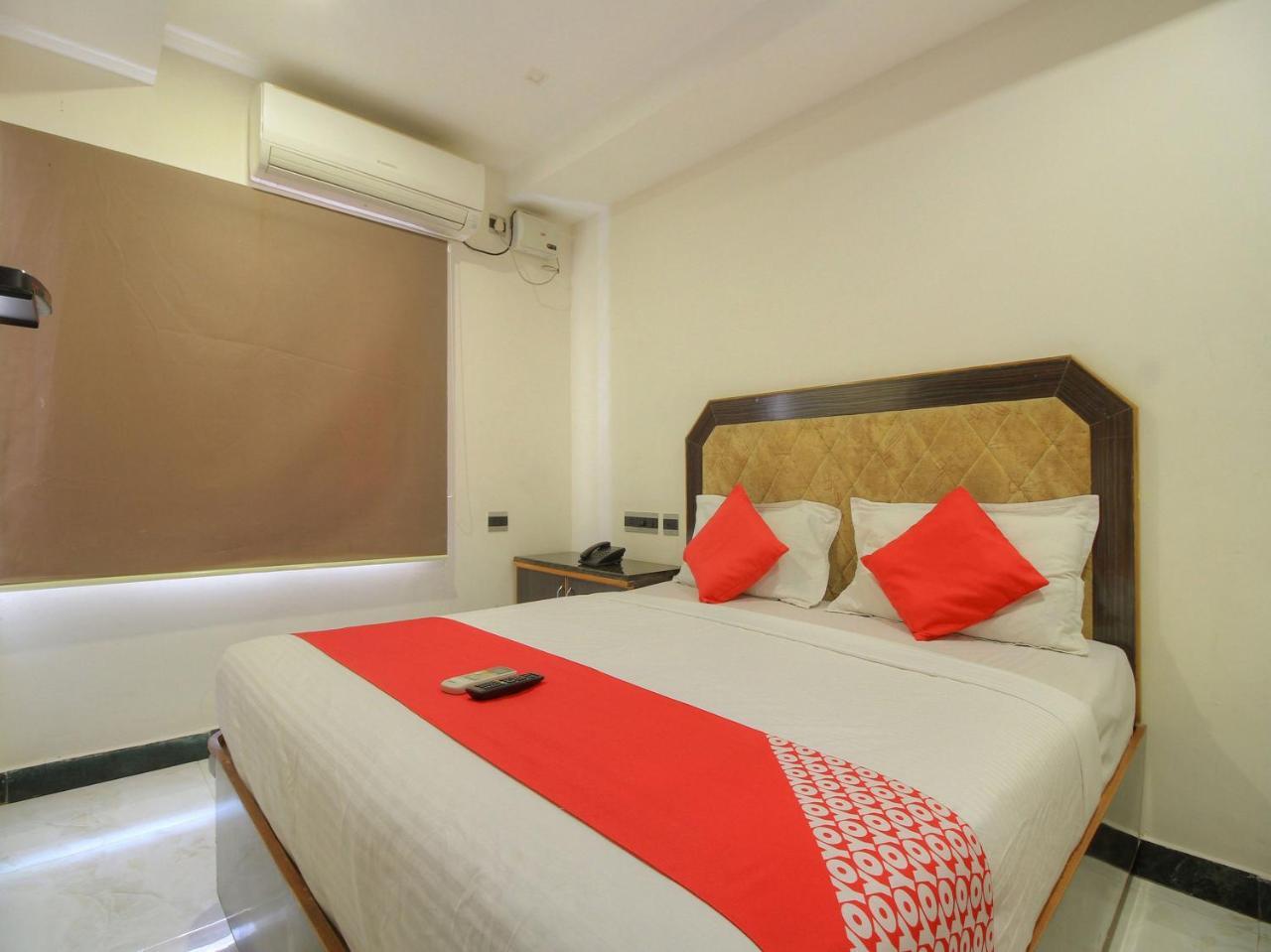 Oyo 15948 Hotel Srees Tiruchirappalli Exterior photo