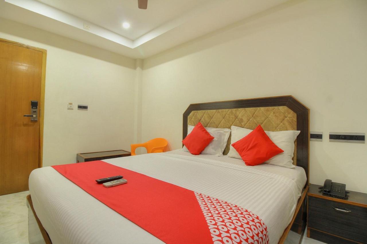 Oyo 15948 Hotel Srees Tiruchirappalli Exterior photo